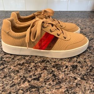 Revitalign Belmont Stripe Orthotic Sneakers Women’s 9B Tan Velvet Trim